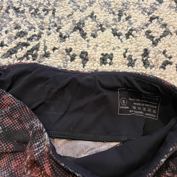 Sweaty Betty Power Leggings 7/8 size small - Picture 4 of 5